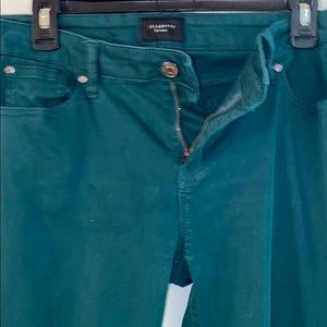 Stretchy skinny jeans